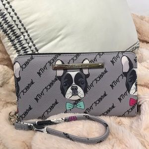 Betsy Johnson Frenchy wallet NWOT